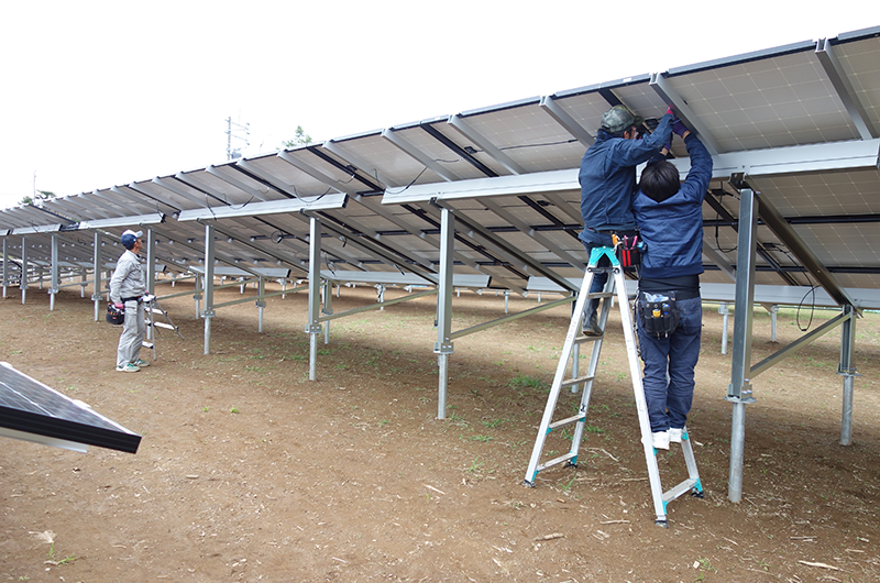 太陽光発電所のメンテナンス